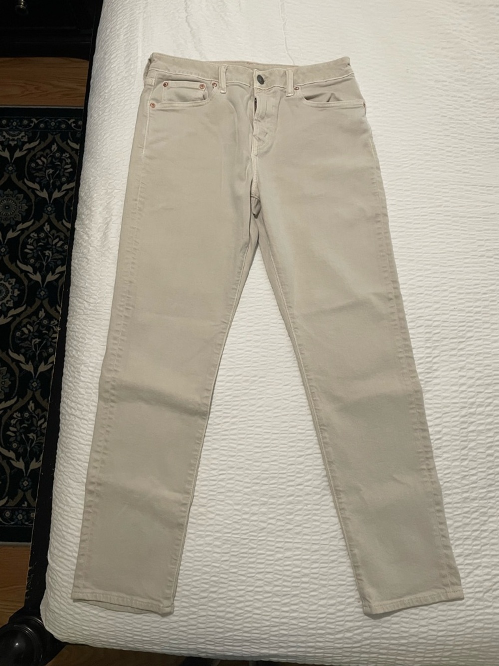 AE men’s  Realgood, Easy Flex Beige/Tan Jeans, 32x32